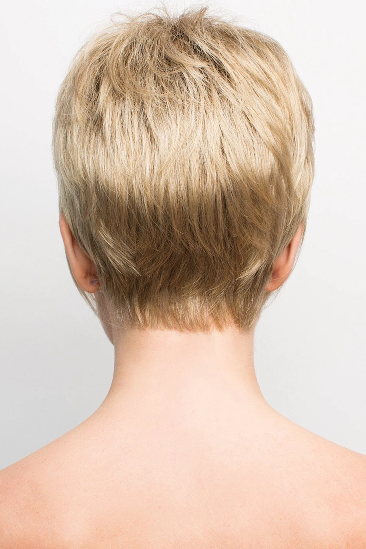 Amore Wigs - Phoenix XO (#2565) - Image 4