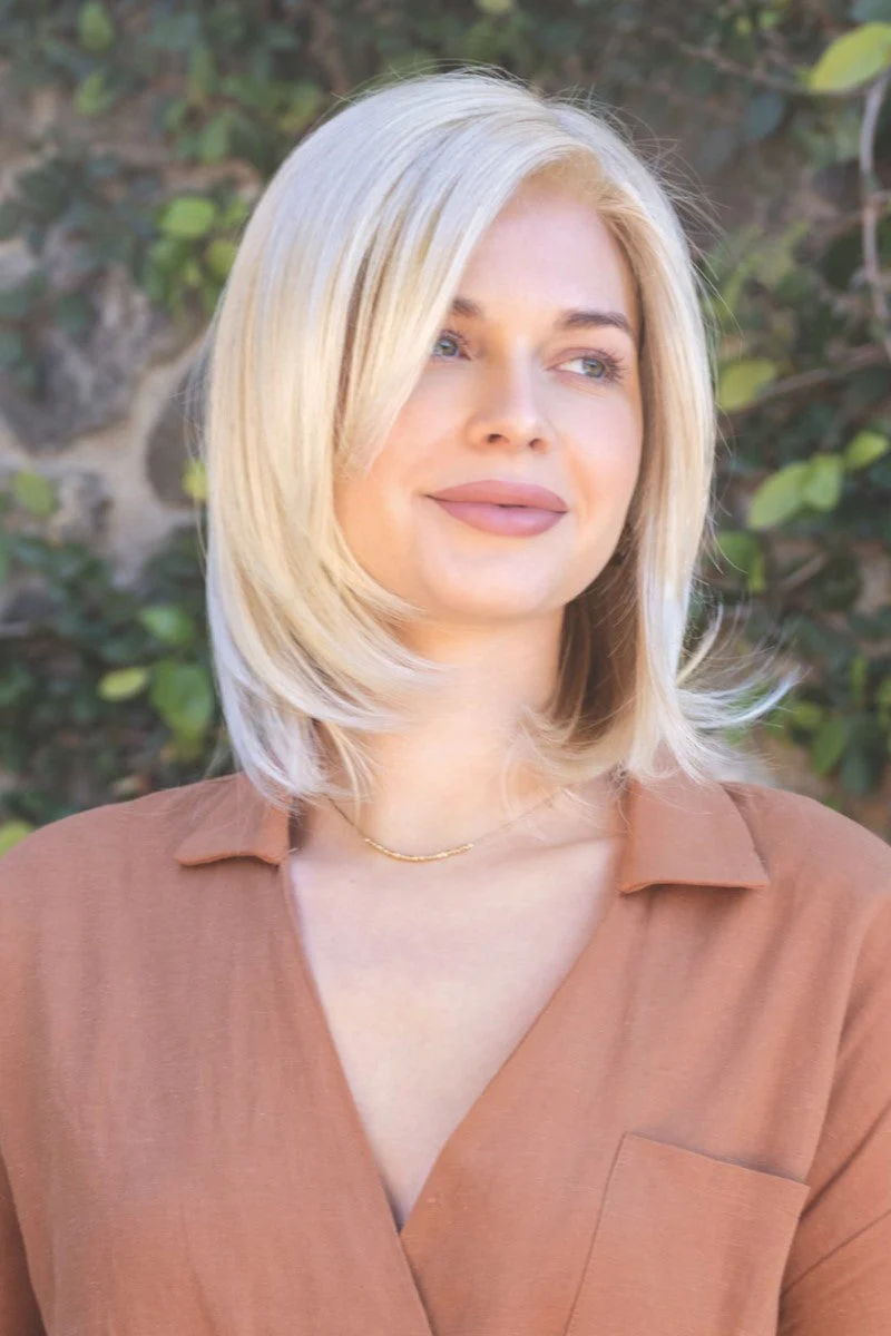 Amore Wigs - Samantha #2514 - Image 2