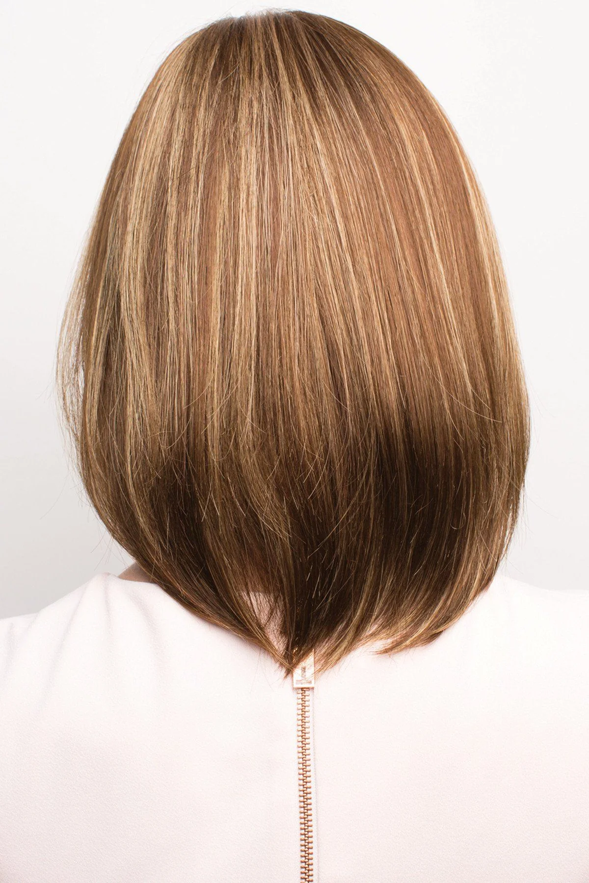Amore Wigs - Samantha #2514 - Image 6