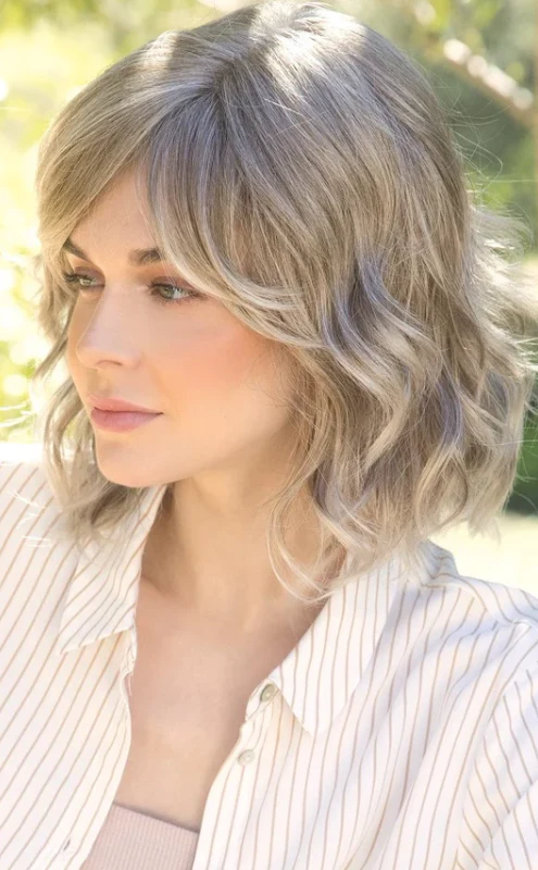 Braylen wig by Amore - Image 3
