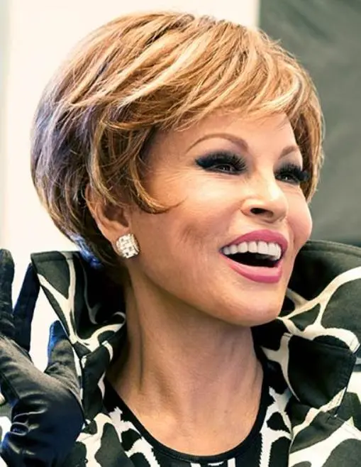Excite Wig by Raquel Welch - Image 2