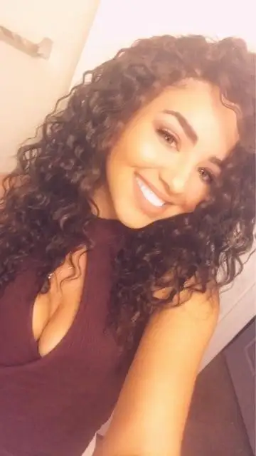 Mackenna Futura Fiber Curly Heat Resistant Lace Front Wig - Image 5