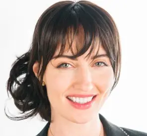 Heat Friendly Bangs - Image 4