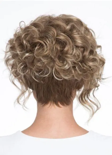 Kelsey Wig - Image 4