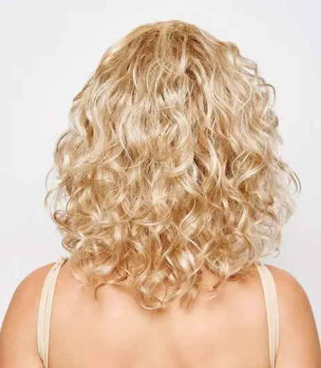 Radiant Beauty Lace Front Wig - Image 4