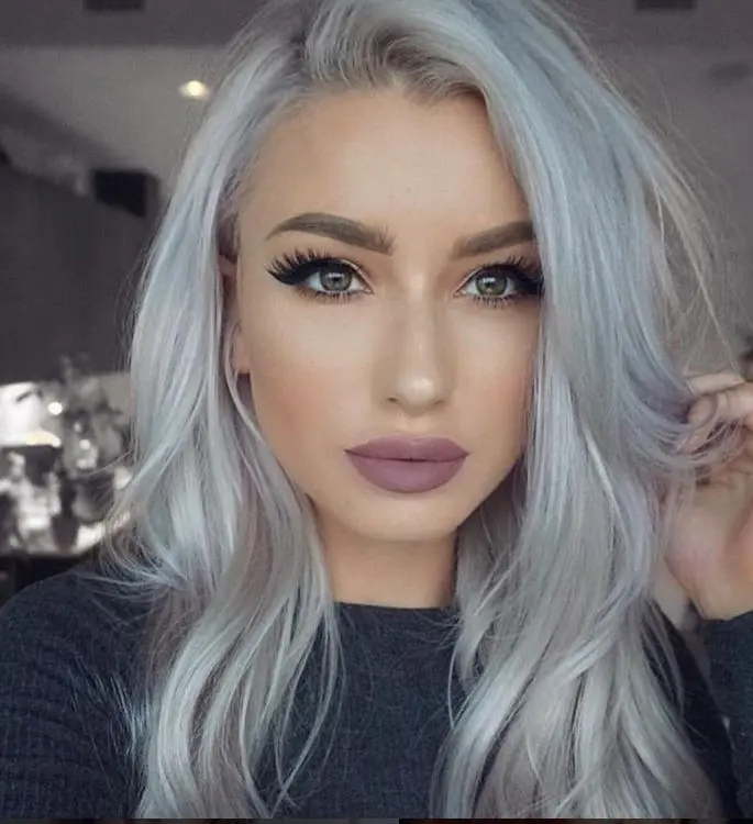 Rayna Silver Gray Lace Front Human Hair Wig - Image 4